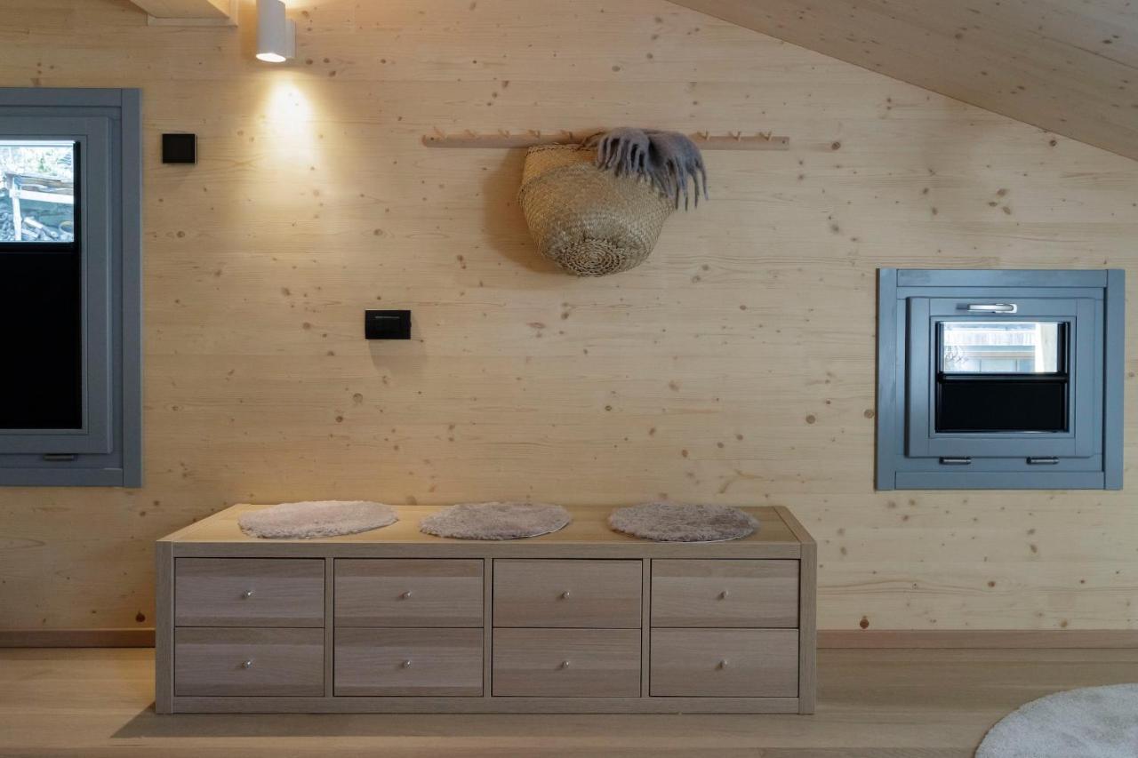 Hellochalet - Chalet Northern Lights - Family Ski Chalet With Garden Walking Distance Lift Valtournenche Exterior photo